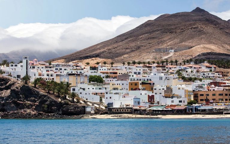 Kanarya Adaları tatil evlerine sınırlama getirmeye hazırlanıyor