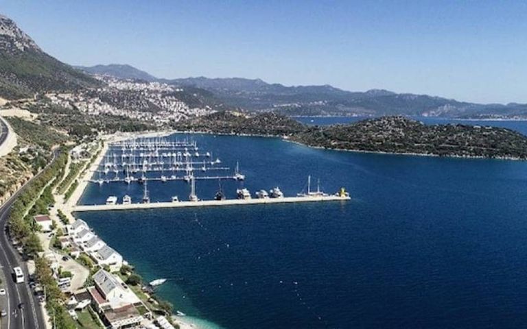 Kaş Marina’da imar yoğunluğunu artıracak plan iptal