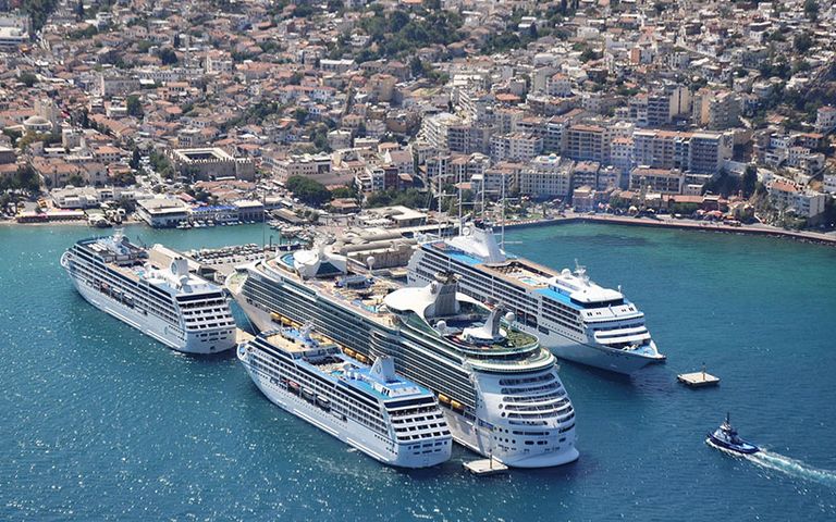 Ege Port Kuşadası 20. yılını kutladı