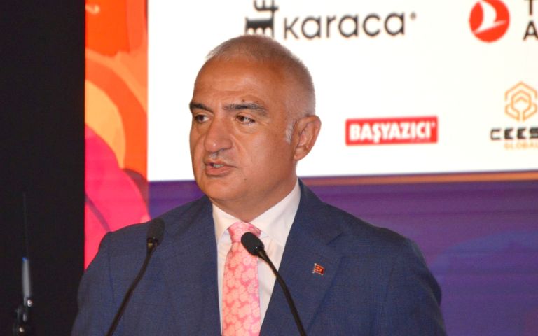 Ersoy: Yeni turizm perspektifini en iyi benimeysen ülke Türkiye