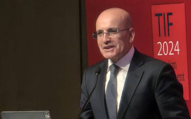 Mehmet Şimşek'ten turizmciye 'ucuz kredi' sinyali