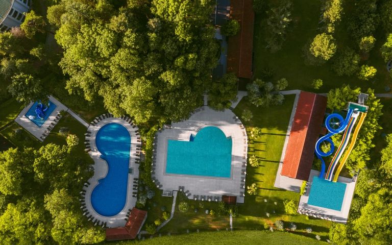 NG Hotels Sapanca’daki otellerinde açık havuz sezonunu başlatıyor