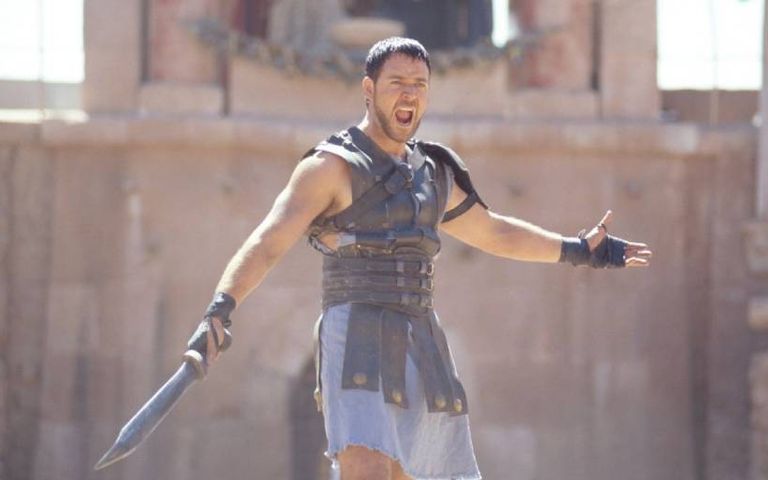 Russell Crowe takipçilerini Türkiye’ye davet etti
