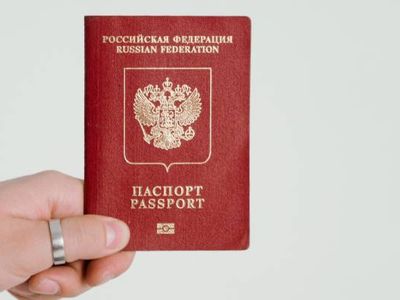 Ukrayna’nın iki bölgesinde yaşayanların Rus vatandaşlığına geçişinde kolaylık