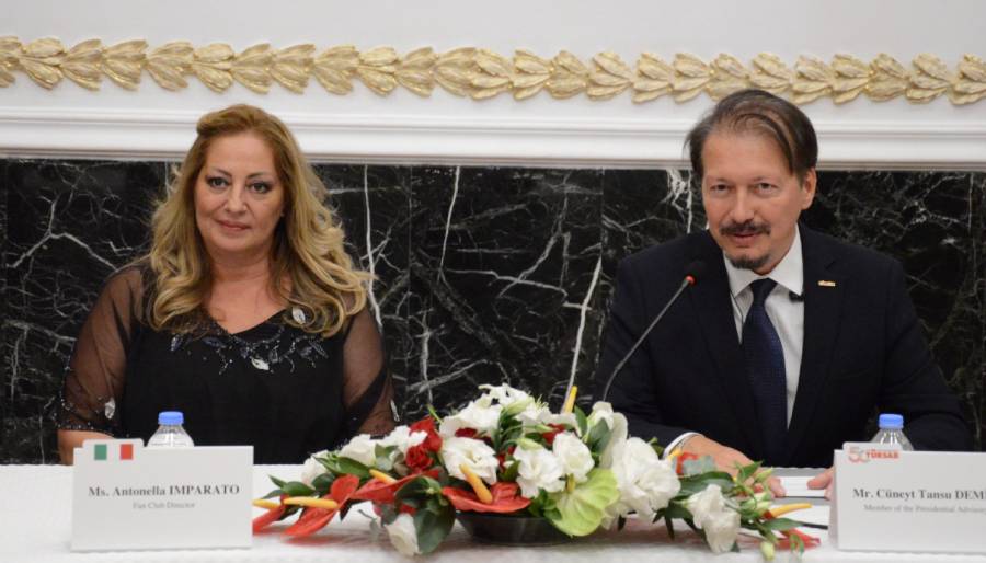 Türk dizilerinin İtalyan hayranları İstanbul’a geldi