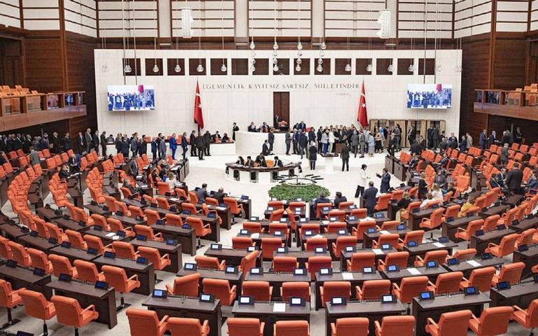 Turizmde 51 milyar lirayı kayıt altına alacak düzenleme komisyonda