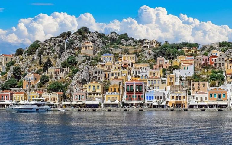 İşte Yunanistan'ın 8 aylık turizm geliri
