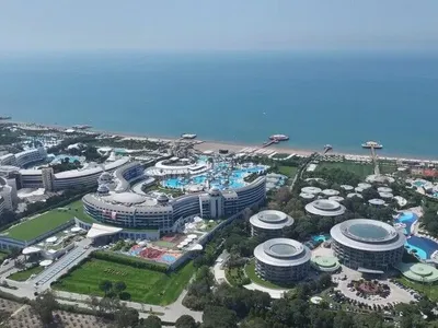 Antalya'da sezon aralık ayına kadar uzadı! Otellerde yüksek doluluk sürüyor
