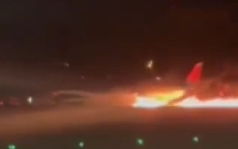 Rusya’dan Antalya’ya gelen uçakta faciadan dönüldü