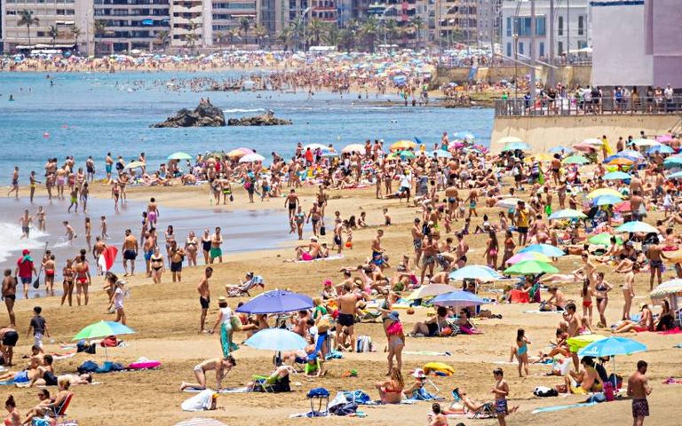 İspanya İngiliz turistlere ülkeye giriş kolaylığı getirdi