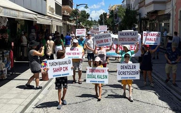 Yunanistan’daki ‘Havlu hareketi’ Türkiye’ye de sıçradı