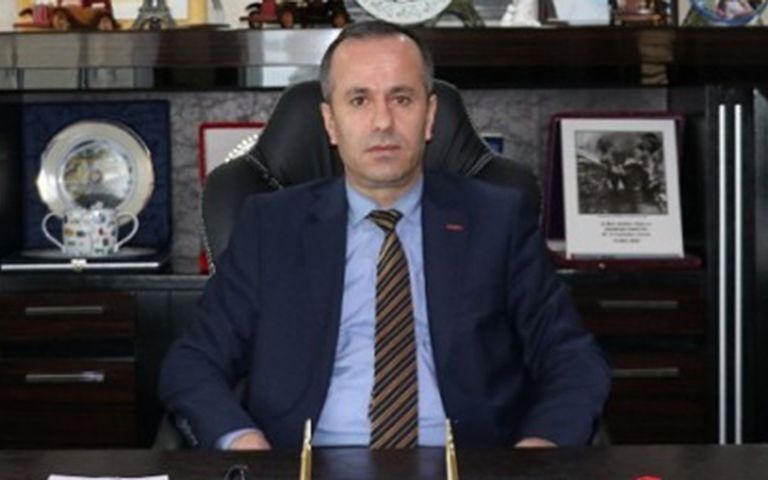 Cevdet Özgökçe: Van'da turizm olması için günlük en az 50 uçuş yapılmalı