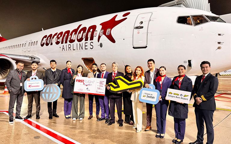 Corendon Airlines, Umre uçuşlarına başladı