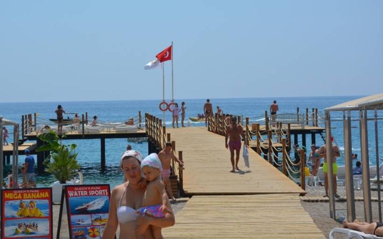 Antalya’ya gelen turistin yüzde 72’si 4 ülkeden