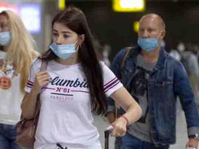 Uçuşlar başladı, Rusya'dan Antalya'ya 1.5 saatte 11 uçak geldi