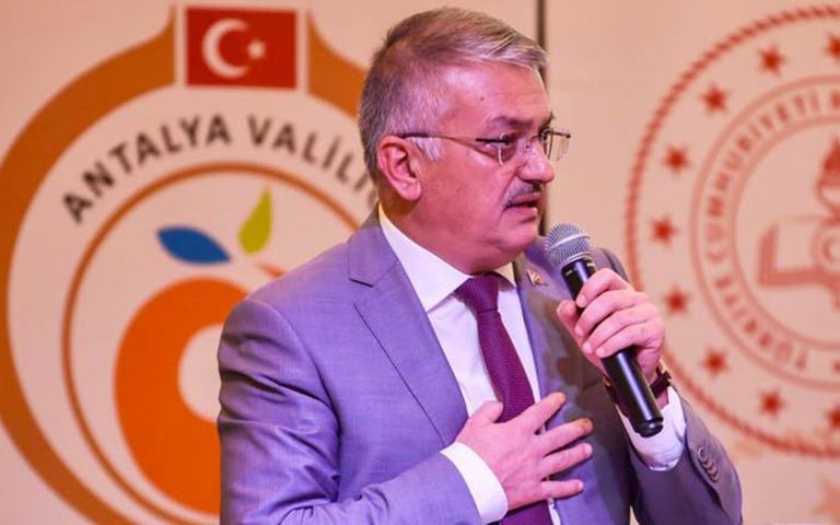 Ersin Yazıcı Antalya’ya gelen turist sayısını açıkladı