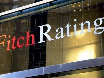Fitch, Türkiye′nin kredi notunu düşürdü