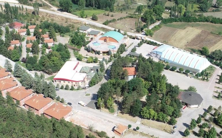 Belediyeden 10 yıllığına kiralık otel