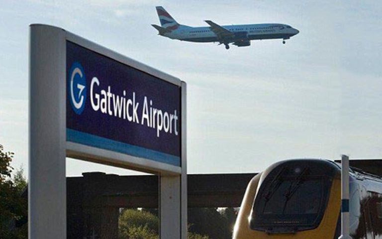 Gatwick Havalimanı 400 yeni güvenlik personelini işe aldı