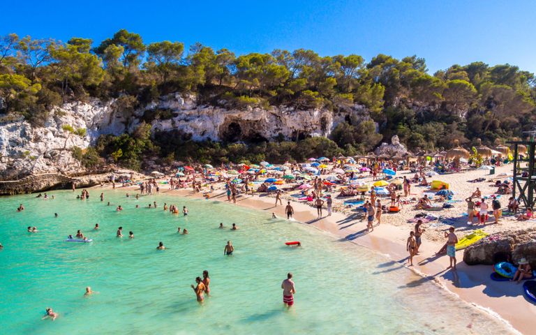 İşte İspanya’nın 2024’ün 4 ayında aldığı turist sayısı