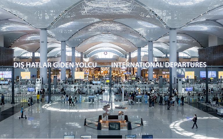 İstanbul Havalimanında Ruslara transit hizmeti uçak biletiyle yarışıyor
