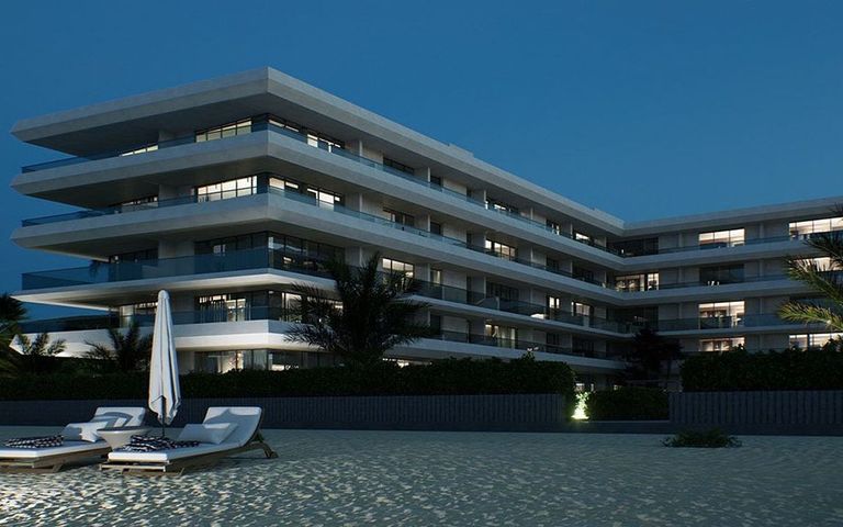 Otel için yapılaşma izini aldı, konut olarak sattı