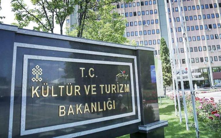 Kültür ve Turizm Bakanlığında iki üst düzey istifa