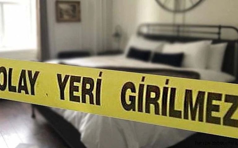 Otel odasında bıçaklanmış halde ölü bulundu