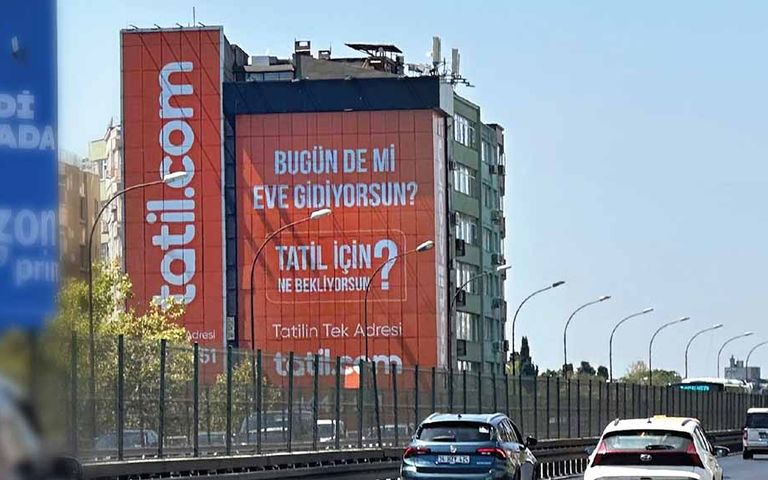 TatilCom’dam yeni reklam kampanyası: Bugün de mi?