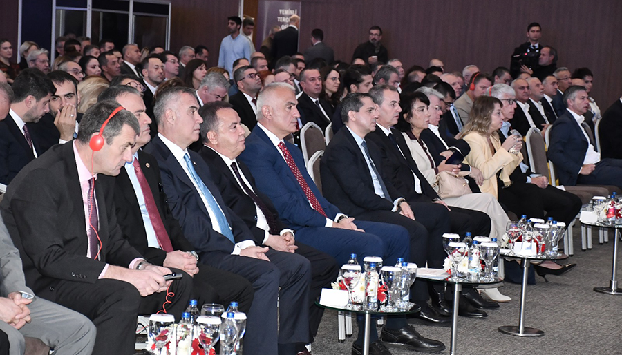 Kaan Kavaloğlu: Antalya ve Türkiyesiz bir turizm düşünülemez