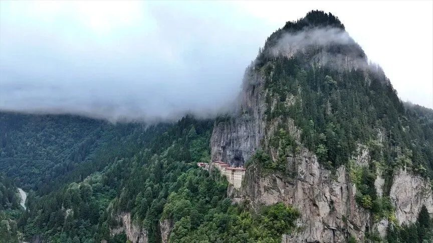 Sümela Manastırı'nın ziyaretçi sayısı yarım milyonu geçti