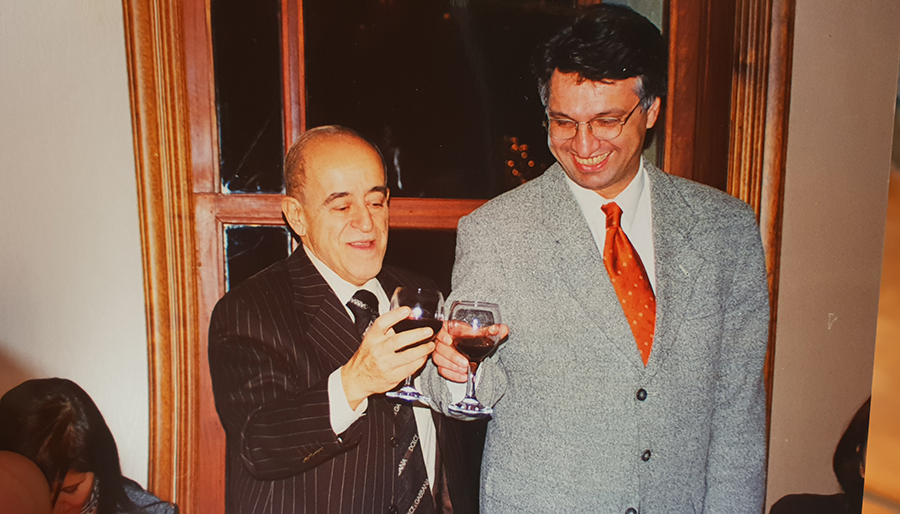 Vedat Başaran kimdir?