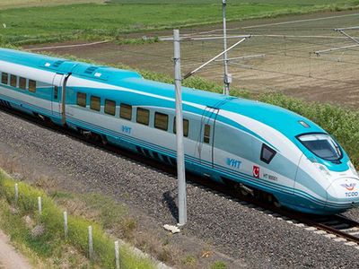 Hızlı tren bilet fiyatlarına bir zam daha