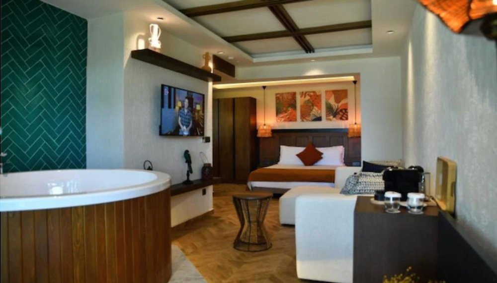 Parmos Otel